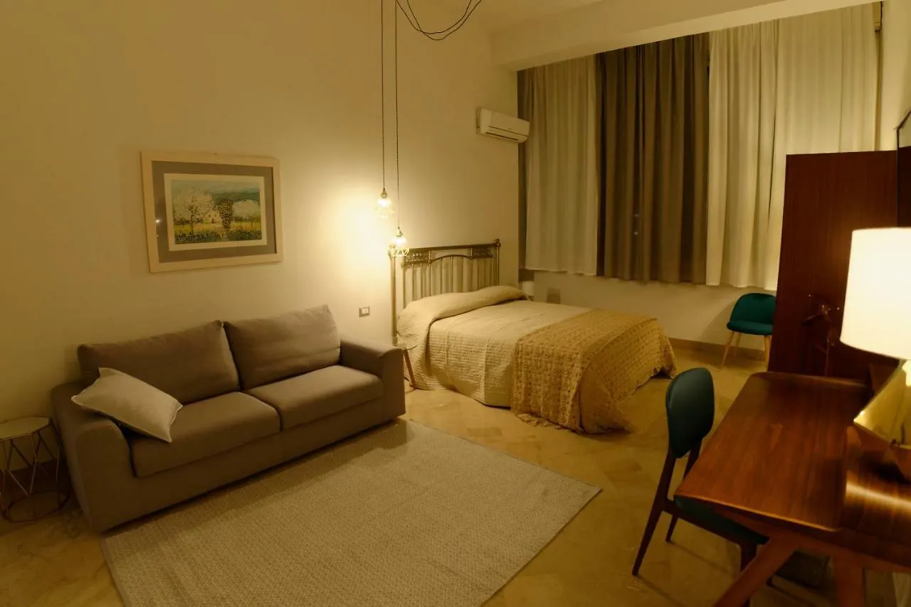 B&B Questa Casa Non E'Un Albergo Palermo Panzió