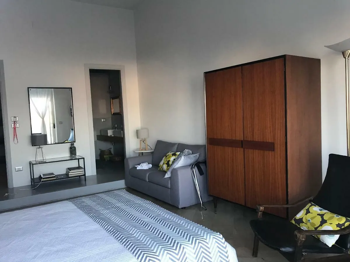B&B Questa Casa Non E'Un Albergo Palermo 3*,  Olaszország