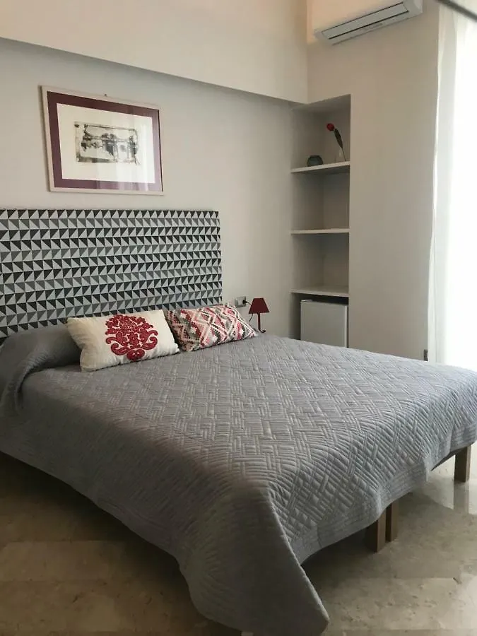 B&B Questa Casa Non E'Un Albergo Palermo 3*,  Olaszország